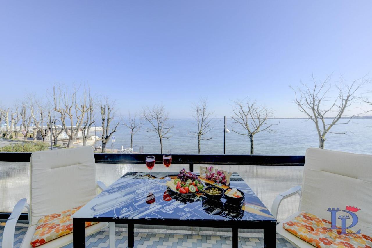 Desenzanoloft Official Partner Marriott Homes & Villas - Charming On The Lake Front Lake Дезенцано-дель-Гарда Экстерьер фото