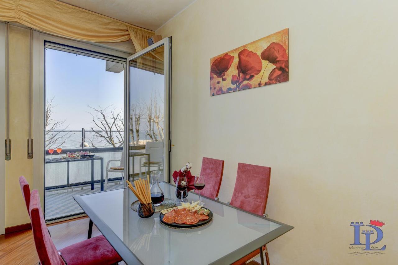 Desenzanoloft Official Partner Marriott Homes & Villas - Charming On The Lake Front Lake Дезенцано-дель-Гарда Экстерьер фото
